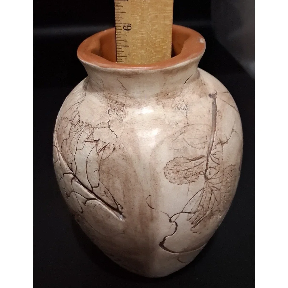 Getty Signed Studio Pottery Vase Incised Leaf Grass Earthy Terracotta 5.5 Inch